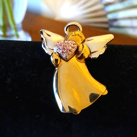 Liz Claiborne - Picture 1 of 4